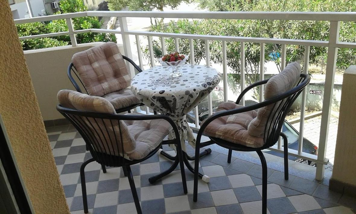 Apartman Loza Klek Esterno foto
